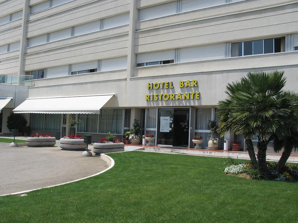 Hotel Miramare Pescara Exterior foto